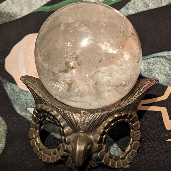 Beautiful rare crystal quartz ball w owl stand - Picture 4 of 10